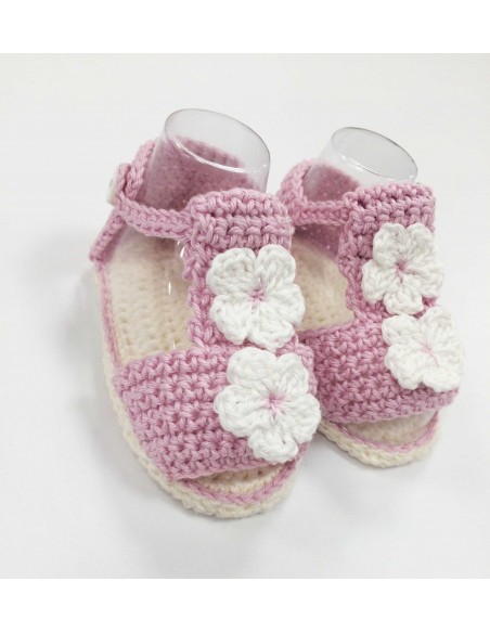 Sandalias para bebé con dedos al aire decorado con flores
